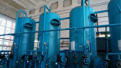 Перекачка фильтрованной техводы после осветлительных фильтров: импеллер, уплотнения и защита от абразива